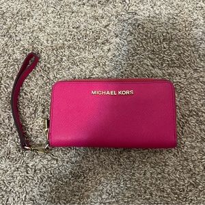Pink Michael Kors Wallet/Wristlet